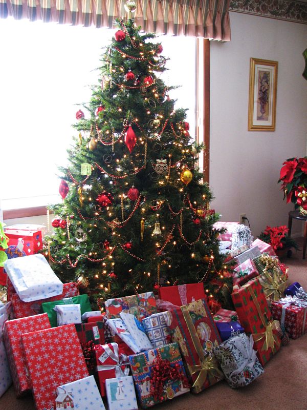 Woah lots of presents!