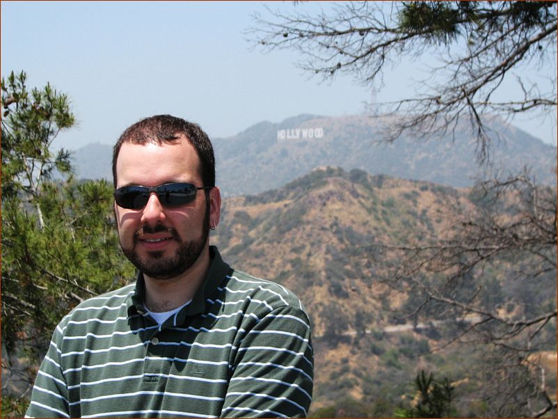 Vinny & the very far away Hollywood sign