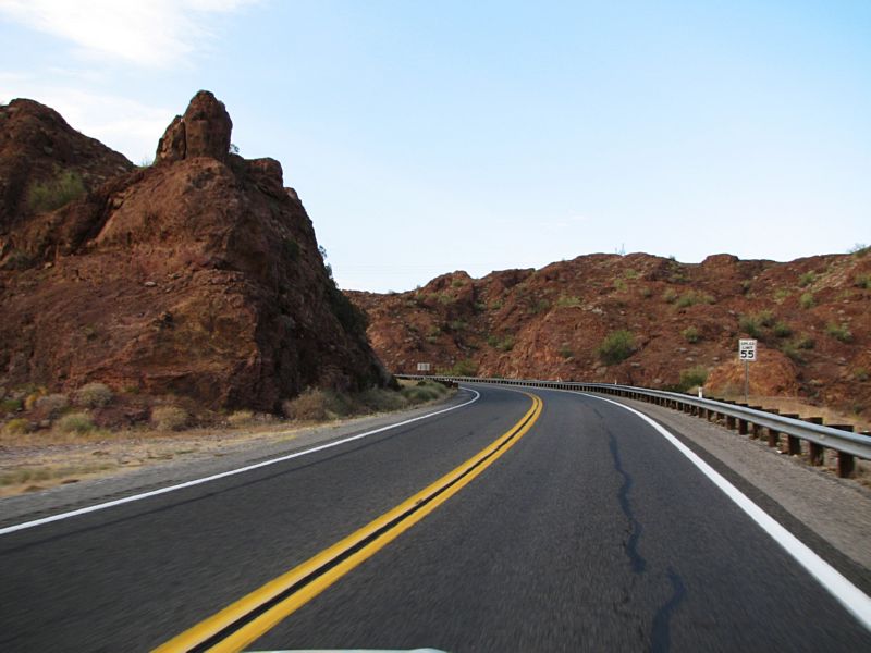 Red rock as we got closer to Lake Havasu